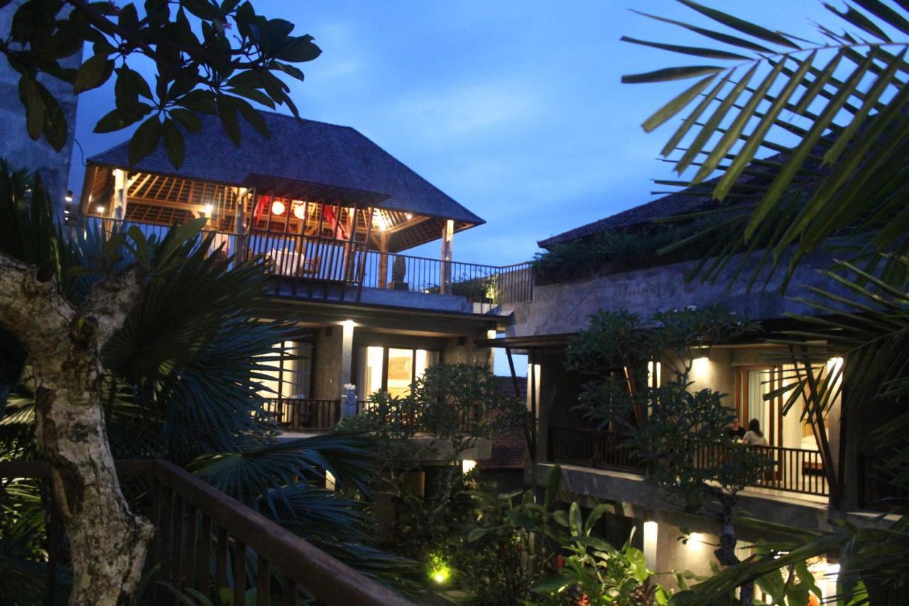 Purana Suite Ubud Exterior photo