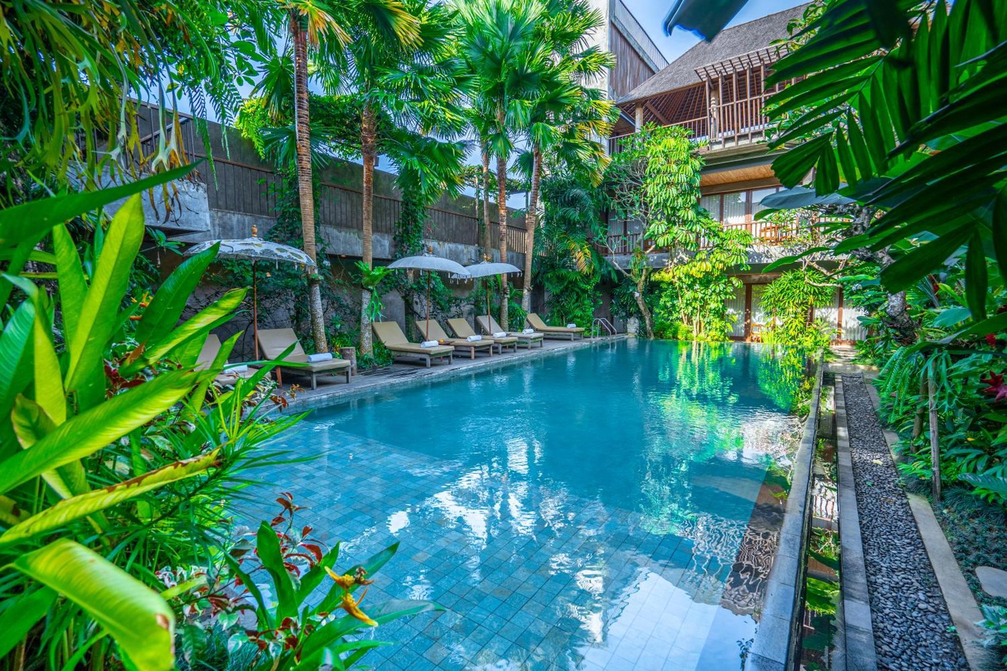 Purana Suite Ubud Exterior photo