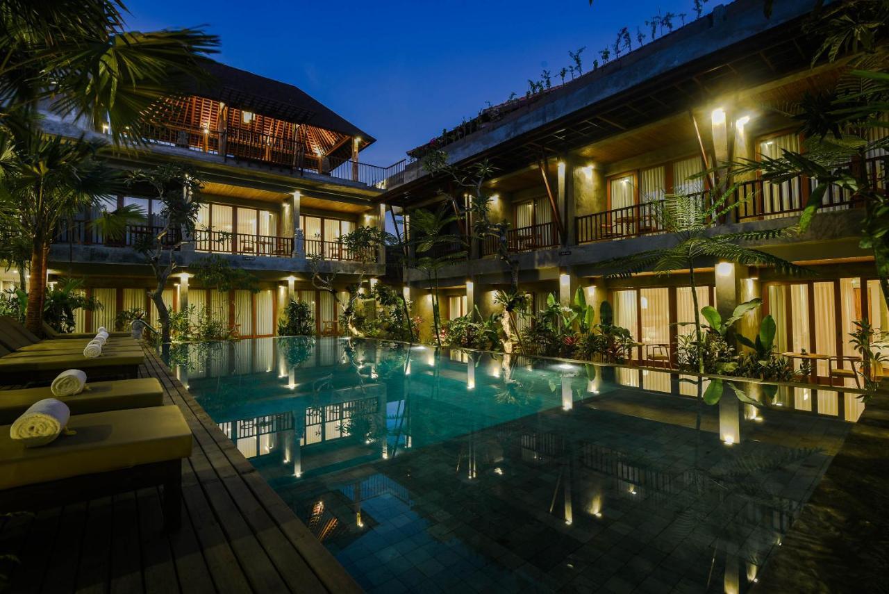 Purana Suite Ubud Exterior photo