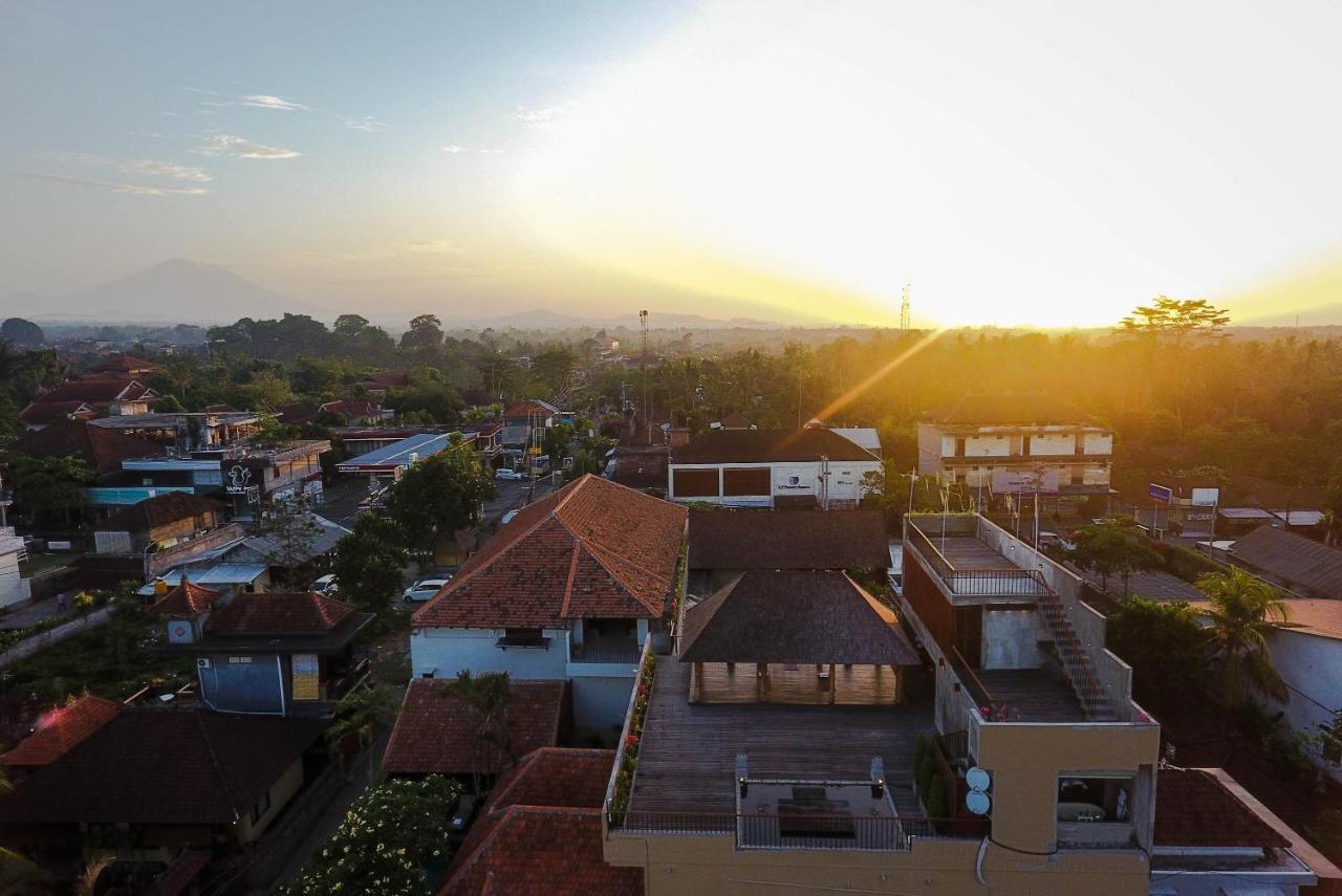 Purana Suite Ubud Exterior photo